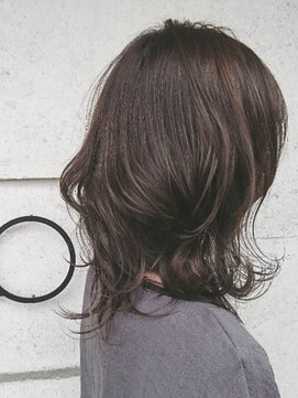 アトリエ オーツー(atelier O+O) 大人カッコいいくびれセクシーなコンケープレイヤー