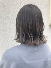 ◇バレイヤージュ◇伸びても分かりにくく、巻くだけで外国人風なスタイルに♪