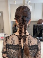 キャンバス バイ ネオリーブ 横浜西口(Canvas by neo.)&nbsp;ヘアセット ロング ツイン 個性派編みおろし sn