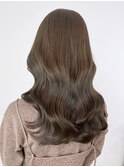 美髪グレーベージュレイヤーロングくびレイヤー_ba499601