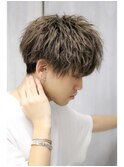 ゆるツイストソフトツーブロック無造作マッシュ刈り上げ