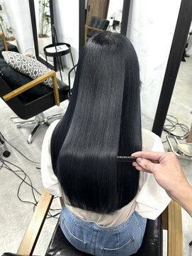 ダーツ(darts) "darts マツダレン" 縮毛矯正後のケア【髪質改善カラーエステ】