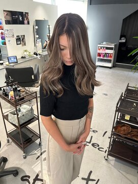 キング(K!ng) 縮毛矯正髪質改善ハイライトレイヤーカット枚方美容室エクステ