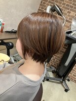 ジャムイース(JAM EASE)&nbsp;前下がりショートヘア