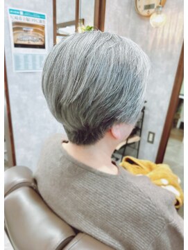 ハナ(Hana) シルバーショート