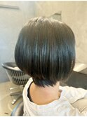 ショートボブ。