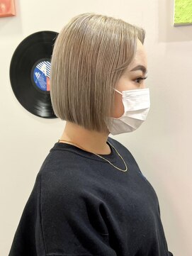 デート 下北沢(DATE) 下北沢切りっぱなしボブタッセルボブハイトーンベージュカラー◇