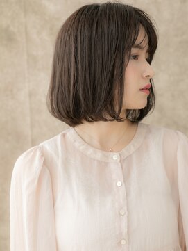 カバーヘア ブリス 志木南口駅前店(COVER HAIR bliss) ダークグレーアッシュワンカール切りっぱなしボブX志木30代40代