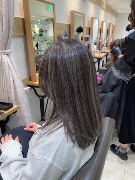 ステラバイケンジ 藤沢(STELLA by KENJE) 【藤沢】40代50代白髪ぼかしハイライト脱白髪染め透明感艶髪