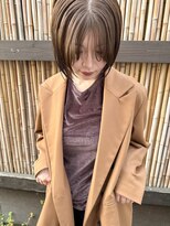 ドルセプラタ(Dulce plata)&nbsp;【kaN.】グレージュデザインカラーハッシュカットミディアムヘア