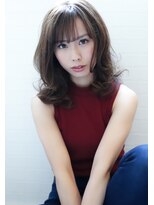 シック(Chic)&nbsp;フェザーバングうる艶髪抜け感ヘア アンニュイヘアセシルカット