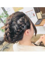 リップス ヘアー(Lips hair)&nbsp;キチンと編み込みアップスタイル