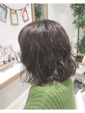 美容室クッ シュ 伸ばしかけスタイル