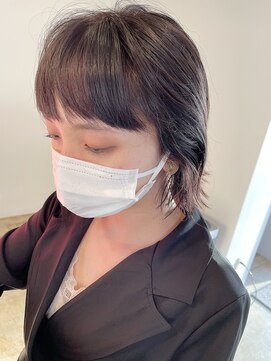 ミュゼリーブル(Musee libre) 広がりをおさえるスタイル