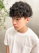 トゥコ(tuco)&nbsp;メンズ　パーマ　前下がり　刈り上げ　ツーブロック