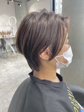 リーオオサカ(Lee Osaka) 【Lee大阪店】小顔◎襟足スッキリひし形ショート/新出奈津樹