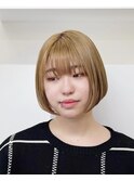 ショートボブ_ミルクティーベージュ_ブロンド