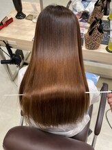 地毛のような柔らかい質感に仕上げる酸性ストレート