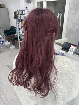 プライズ 表参道原宿店(prize) ねじりハーフツインアレンジ