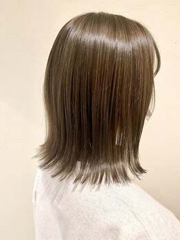 パルマヘアー(Palma hair)の写真/駐車場7台/ロング同料金◇30歳からの《白髪ぼかし/ダークカラー/ハイライト》高技術な髪色ケア◇