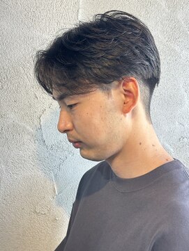 ニアウ 高崎店(Niau) センターパートニュアンスパーマフェザーパーマ群馬県高崎市眉毛