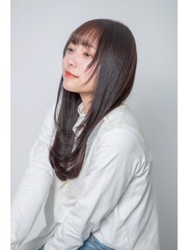 ルフュージュ バイ プロデュース 相模大野店(Refuge by Produce) チョコレートブラウン/レイヤーカット/ストレートロング