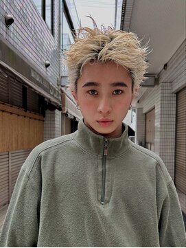 ヒュージ 三軒茶屋(huge) スパイキーショート/ブリーチ/ダブルカラー/抜きっぱなし