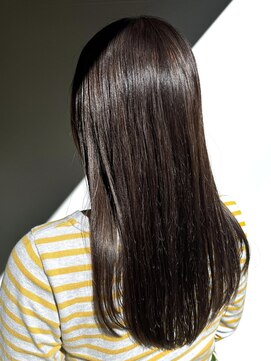 グレーアッシュ