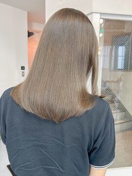 カシェル トウキョウ(Cashel Tokyo) ブリーチなしアッシュベージュ　オリーブ　透明感　赤み消し