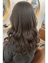 ヘアメイク メルシー(Merci)&nbsp;ナチュラルベージュの韓国風ロング