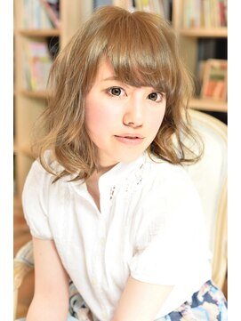 ケーツー心斎橋 クイーンズガーデン バイ ケーツー(K two QUEEN'S GARDEN by K two) 小顔効果抜群！パーマでゆるふわボブ/心斎橋&難波&なんば