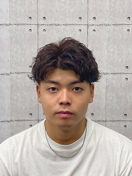 シリー(SILLY) アップバングパーマ