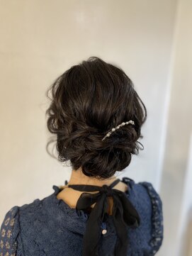 セットサロン カリーナ(carina) ルーズなアップスタイル