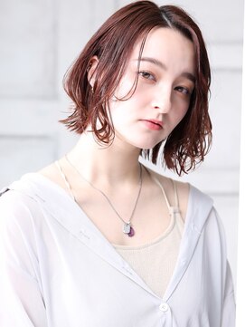 クラッチ 名古屋(CLUTCH) 大人可愛い小顔美髪ツヤ髪センター分ボブカシスレッドB2