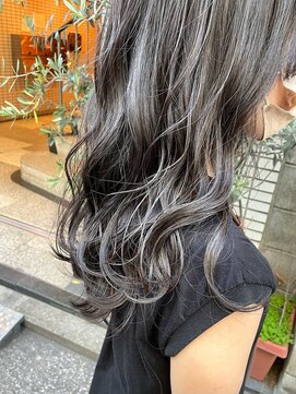 ケンジ 横浜(KENJE) さとうあやか/#ハイライト#コントラストハイライト#グレージュ