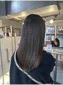 髪質改善 グレーベージュ アッシュカラー レイヤーロング 黒髪