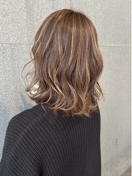 クーヘアー(coohair)の写真/ダメージレスな施術で艶感・透明感のある上品な仕上がりに♪頭皮が弱くカラーが楽しめない…そんな方にも◎