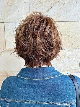 フラテロ(fratello) 丸みショートボブ/パーマ