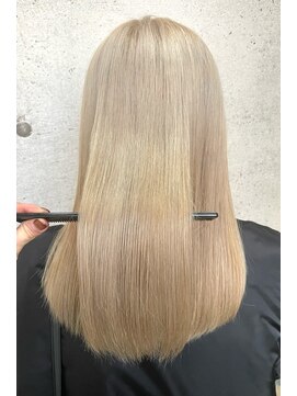 スライバイリアオオサカ(Sly By Ria OSAKA) 髪質改善 縮毛矯正【梅田】【大阪】