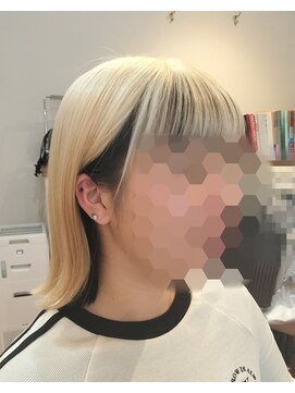 リコス(Ricos) 逆インナーカラーの切りっぱなし外ハネボブ