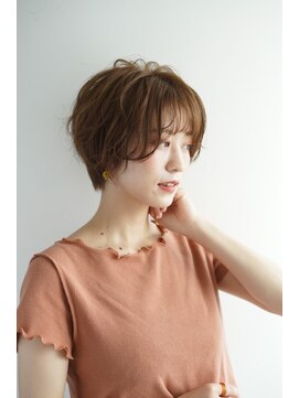 ルフュージュ バイ プロデュース 相模大野店(Refuge by Produce) くびれショート/マロンベージュ