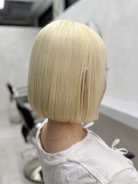 ノアル 大宮店(NOAHL) ホワイトブロンド　M