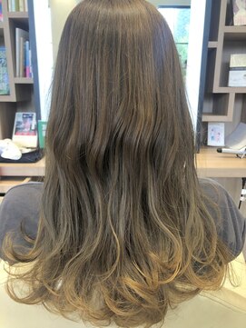 ディーボーイ 健軍店(D-BOY) ベージュ/アッシュ/艶髪