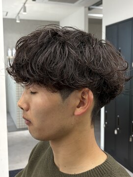レボ 神宮寺店(Revo) シャドウパーマ