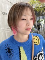 クティエ(Cuthie)&nbsp;#インナーカラーピンク#ショートボブ#顔周りレイヤー#20代#30代