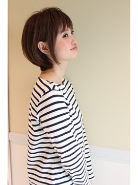 レウナ 外苑前(Reuna) メルトカラーひし形ショートで大人可愛い