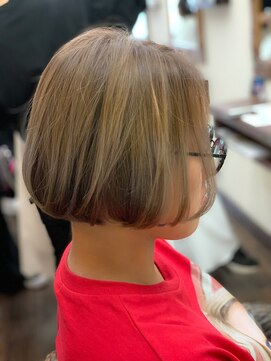 パチャールヘアー(PACAR HAIR) ホワイトグレージュボブ