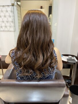 スティラ スムース 高田馬場(Stilla smooth) 透明感のある、イルミナアッシュカラー