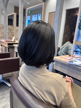 ビースリー ロア イルミナカラー　スターダスト　2023/9/14