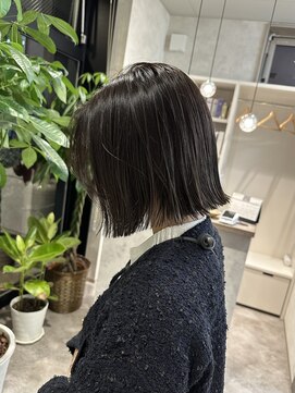 オンドバイサク(ondo by Saku) ぷつっとボブ/オリーブベージュ/赤み消しカラー/20代～30代